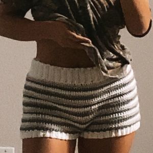 HANDMADE crochet shorts🤍🖤🤍